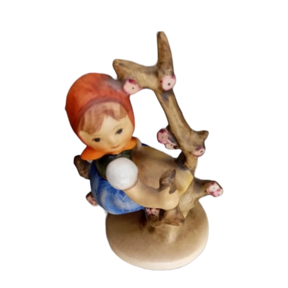 Vintage Goebel Hummel 4" Porcelain Figurine - Apple Tree Girl - #141 - Picture 2 of 10